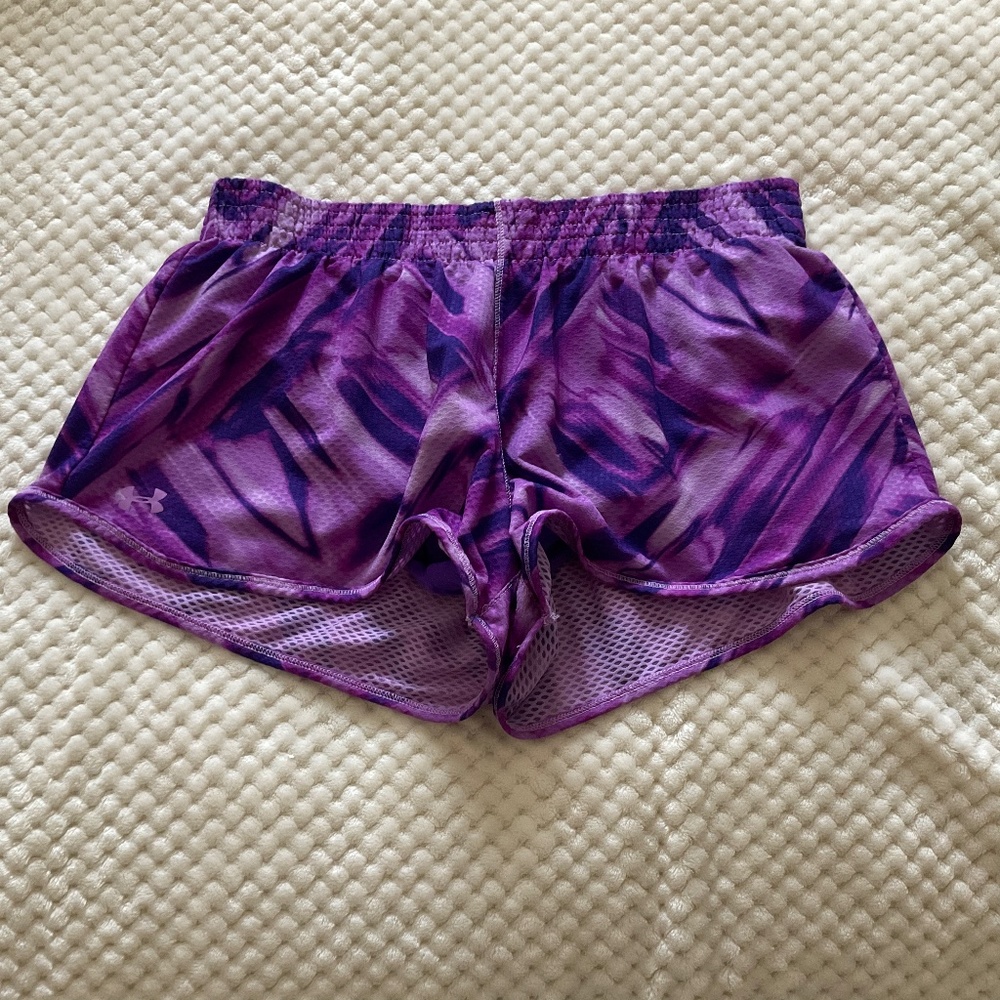 Under Armour Mesh Shorts - Purple - Size Medium